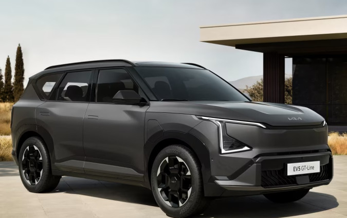 Το ντεμπούτο της πλατφόρμας έγινε στο Kia EV3, ενώ σύντομα θα επεκταθεί και στα επερχόμενα EV4, EV5 και στο ανανεωμένο Sportage Kia EV5