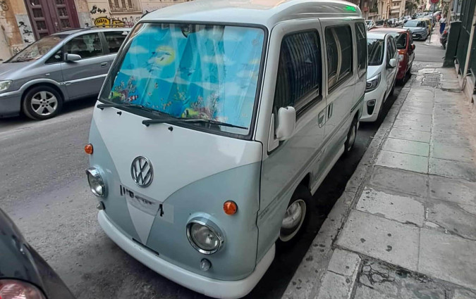 Ένα από δαύτα εμφανίστηκε πρόσφατα στην Κυψέλη. Και μάλιστα είχε φορέσει κιτ μετατροπής σε T1 της Volkswagen. Subaru Sampar