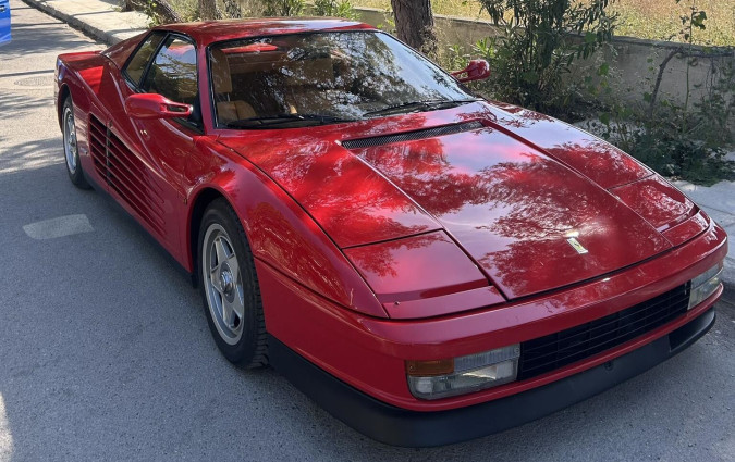 Σε τόσο καλή κατάσταση, η Testarossa συνεχίζει να τραβάει τα βλέμματα σαν μαγνήτης. Ferrari Testarossa