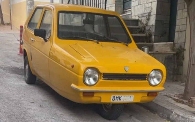 Reliant Robin