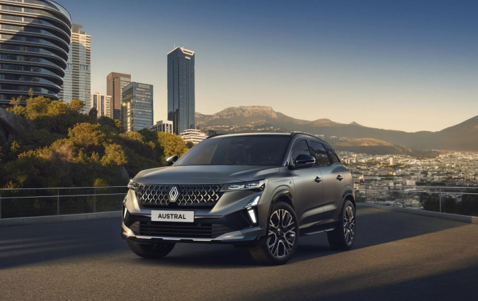Το ήπια υβριδικό Renault Austral ξεκινά από €34.900 και το φουλ υβριδικό από €42.000 Renault Austral