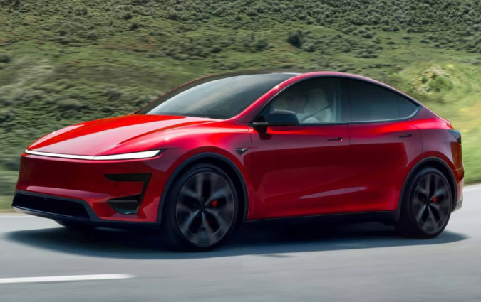 Όπως μας συνηθίζει η Tesla, το νέο μοντέλο είναι σαφώς καλύτερο από το προηγούμενο. Χωρίς σημαντική αύξηση στην τιμή. Model Y Performance