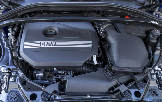 Η συμφωνία μεταξύ των ανταγωνιστικών εταιρειών παρουσιάζεται ως «στρατηγικό βήμα για τη μείωση του κόστους εξέλιξης». Mercedes-Benz