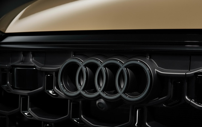 Το Audi E3 CUV αναμένεται να τοποθετηθεί ανάμεσα σε κατηγορίες με crossover χαρακτήρα, μπαίνοντας έτσι απέναντι στο Volvo EX30. Audi E3 CUV