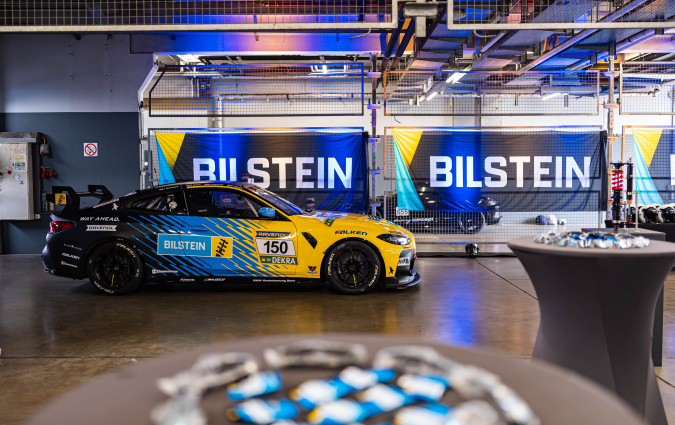 Αυτό που κάνει τη Bilstein να ξεχωρίζει είναι ότι η ποιότητα OE μεταφέρεται αυτούσια και στα προϊόντα aftermarket, που φθάνουν στην αγορά με την ίδια ακριβώς ποιότητα. Bilstein - Mandern