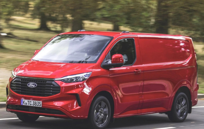 Η εν λόγω έρευνα της Ford Pro πραγματοποιήθηκε σε 3.000 οδηγούς βαν και 150 διαχειριστές στόλων σε Ευρώπη και ΗΠΑ  Ford Transit