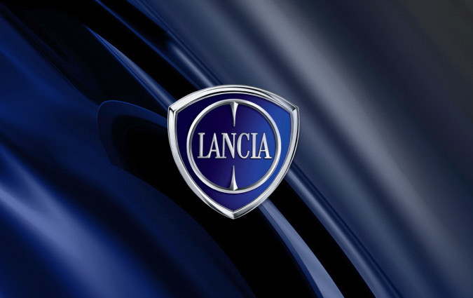 Ο Όμιλος Stellantis με τον Luca Napolitano στο τιμόνι της Lancia έχει τιτάνιο έργο, αμφισβτούμενης επιτυχίας εμπρός του. Να επανατοποθετήσει μια φίρμα στην αγορά ύστερα από δέκα χρόνια απουσίας κι από κάμποσες δεκαετίες απραξίας και τραγικών επιλογών. Lancia