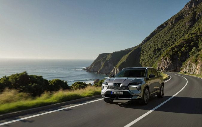 Το νέο Mitsubishi Eclipse Cross είναι το τέταρτο μοντέλο της Mitsubishi στην Ευρώπη που μοιράζεται εμφάνιση και τεχνολογίες με τη Renault, μετά τα Colt, ASX και Grandis Mitsubishi Eclipse Cross