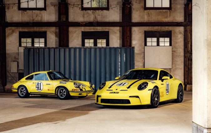 Η ειδική διαμόρφωση της σύγχρονης S/T δημιουργήθηκε από το τμήμα ειδικών παραγγελιών της Porsche, το Sonderwunsch, και αναπαρήγαγε επί παραγγελία την «ενδυμασία» μιας σπάνιας έκδοσης με πολύ ιδιαίτερη ιστορία. Porsche 911 S/T 2.5