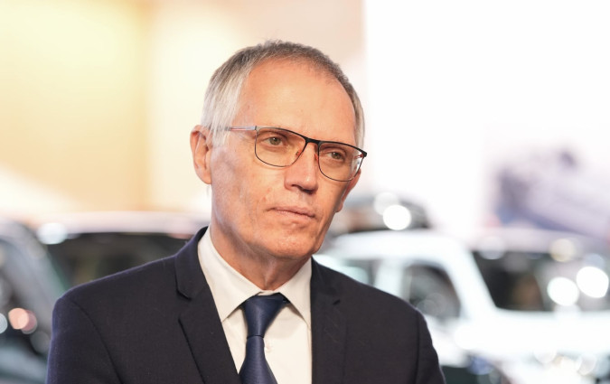 O Carlos Tavares δεν βλέπει μόνο πιθανή διάλυση του Ομίλου Stellantis αλλά και πρόταση εξαγοράς από κινεζική εταιρεία για τις ευρωπαϊκές μάρκες του Ομίλου Όμιλος Stellantis - Carlos Tavares