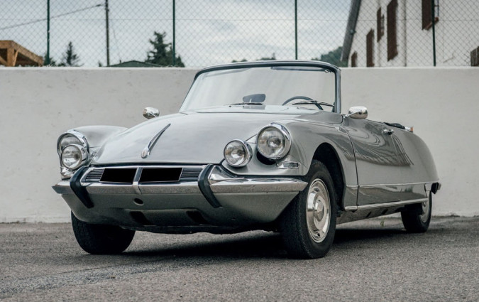 Πρόκειται για την πέμπτη Citroën DS Décapotable με χειροκίνητο κιβώτιο που κατασκευάστηκε -από μόλις 42 κομμάτια της συγκεκριμένης χρονιάς παραγωγής. Citroën DS Décapotable 1966