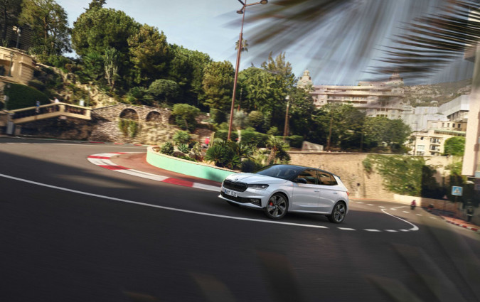 Το επετειακό Škoda Fabia 130 είναι η ισχυρότερη και πιο hot έκδοση που έχει παρουσιαστεί ποτέ για το σουπερμίνι του Mladá Boleslav. Škoda Fabia 130