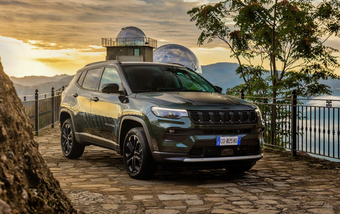 Το Jeep Compass PHEV 4xe ξεκινά από €37.500 και μηδενικό φόρο για τον χρήστη εταιρικού αυτοκινήτου σε όλες τις εκδόσεις Jeep Compass PHEV 4xe