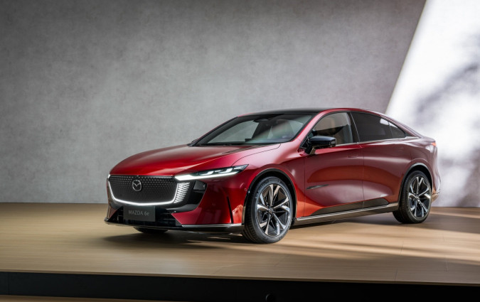 To Mazda 6e ξεκινά από €43.990 στη βασική έκδοση με την μπαταρία των 68,8 kWh Mazda 6e