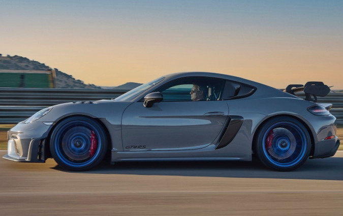 Το 16% των Porsche θα αλλάξουν κάτοχο μέσα στον πρώτο χρόνο. Ακολουθεί η Jaguar με ποσοστό μεταπώλησης 10,7%. Οι Mercedes-Benz, Land Rover και Infiniti συμπληρώνουν την πρώτη 5άδα. Porsche