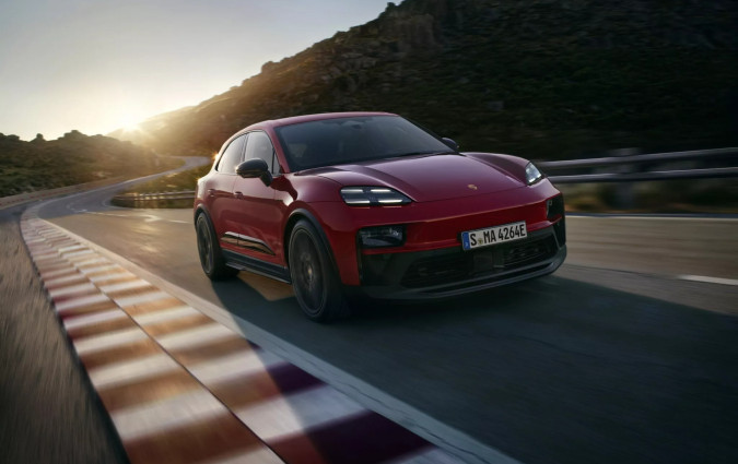Η νέα Porsche Macan GTS είναι ήδη διαθέσιμη στον διαμορφωτή της ελληνικής αντιπροσωπείας, ξεκινώντας από €110.910 Porsche Macan GTS