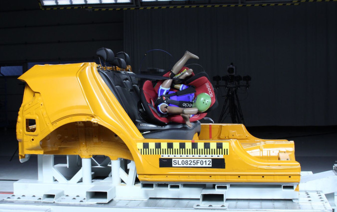 Εάν έχετε ήδη αγοράσει κάποιο από αυτά τα παιδικά καθίσματα, ενεργοποιήστε τη νόμιμη εγγύηση ελαττωματικών προϊόντων απέναντι στον πωλητή. παιδικά καθίσματα