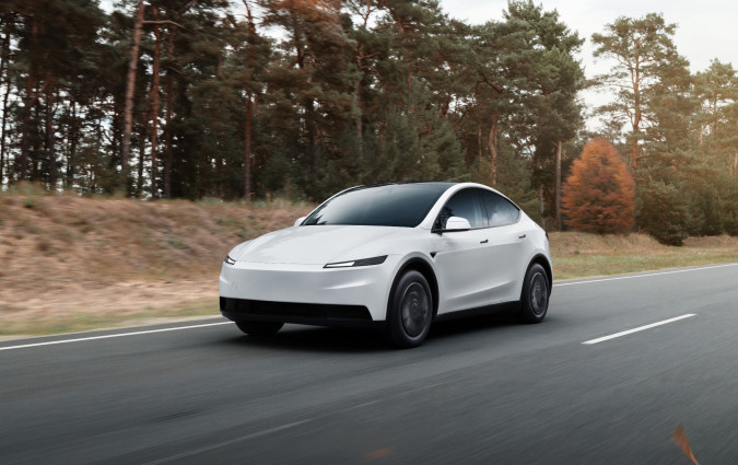 Το Tesla Model Y Standard είναι διαθέσιμο στην ελληνική αγορά από €39.990. Οι πρώτες παραδόσεις θα ξεκινήσουν τον Νοέμβριο Tesla Model Y Standard
