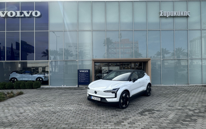 To αποκλειστικό test drive event θα πραγματοποιηθεί στις εγκαταστάσεις της κεντρικής έκθεσης Volvo Σαρακάκης, στη Λεωφόρο Αθηνών 71 από 23 Οκτωβρίου έως 1 Νοεμβρίου Volvo Σαρακάκης