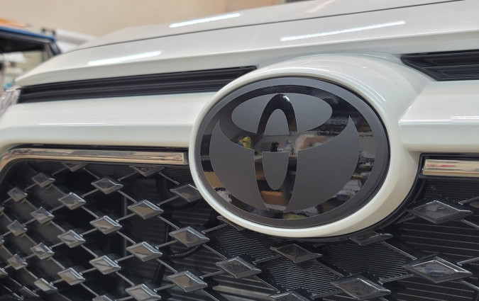 καλοπουλημένο αυτοκίνητο