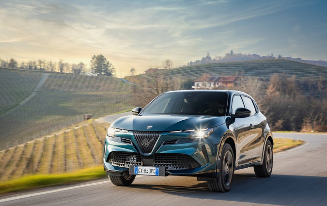 Alfa Romeo Junior Ibrida