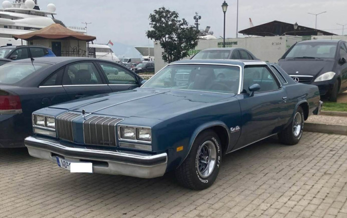 Oldsmobile Cutlass