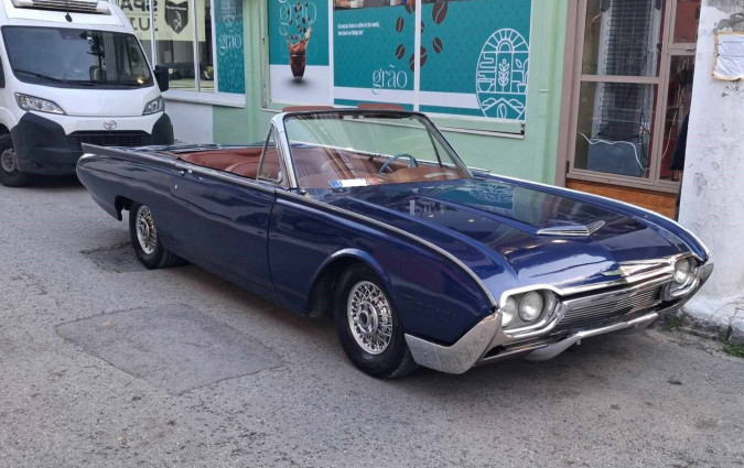 Ford Thunderbird