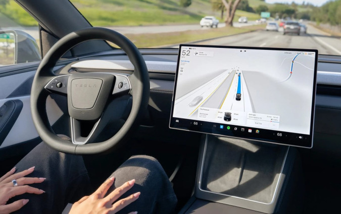 Tesla Full Self-Driving 14.3