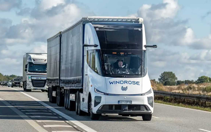 Windrose Global E700