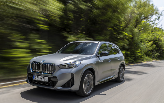 BMW iX1