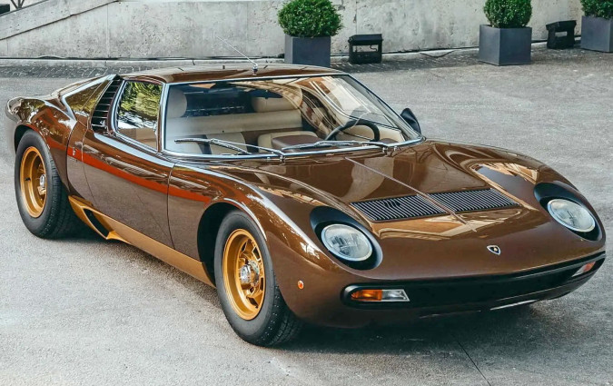 Lamborghini Miura SV