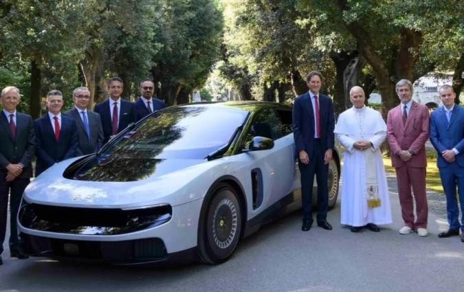 Ferrari Luce