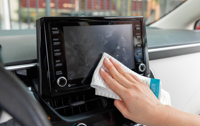 infotainment cleaning