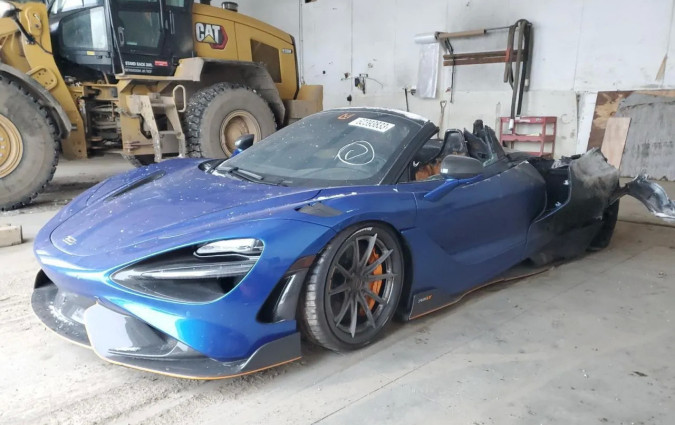 McLaren 765LT Spider