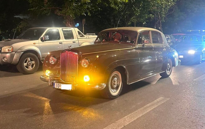Bentley S-Series