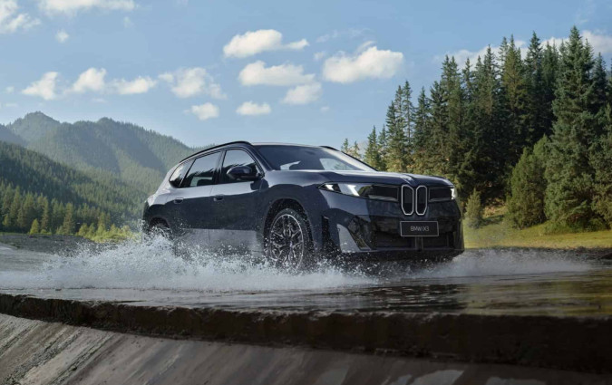 BMW iX3