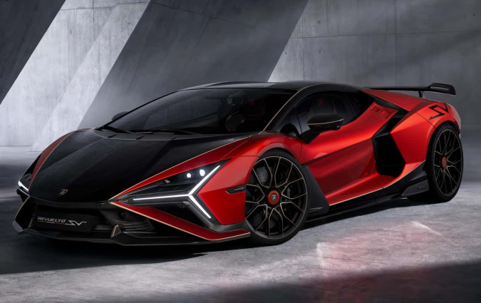 Lamborghini Revuelto SV