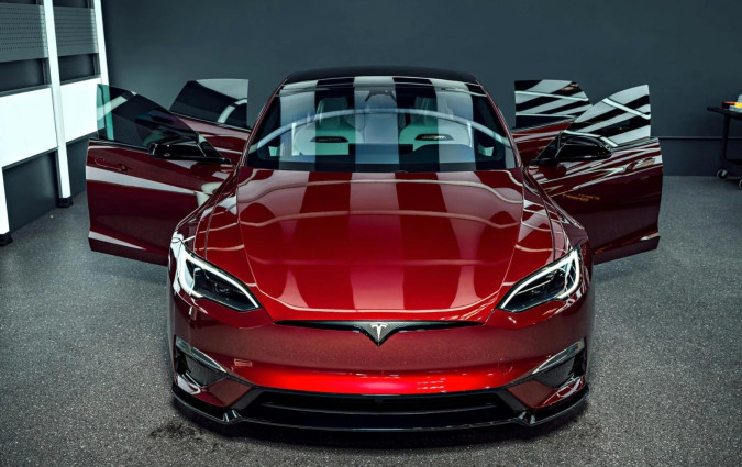 Model S Plaid