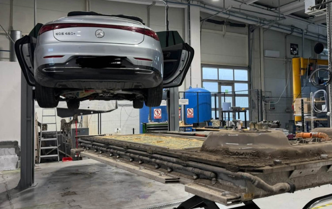 Mercedes-Benz EQS