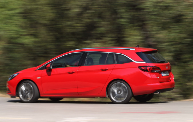 Opel Astra Sports Tourer 1.6 BiTurbo CDTi