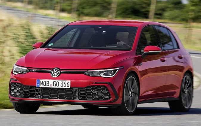 Volkswagen Golf GTI VIII drive