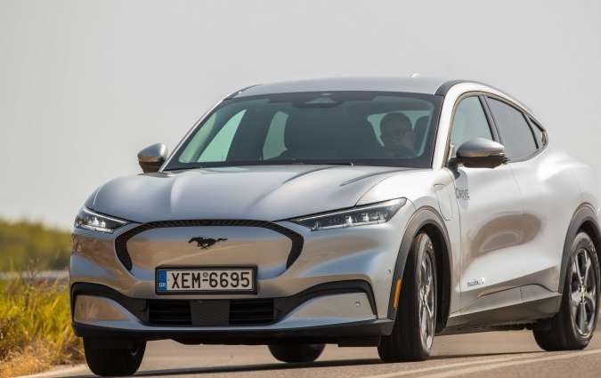 Test drive: Ford Mustang Mach-E RWD ER, photo credit DRIVE/Thanassis Koutsogiannis