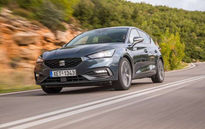 Test drive: SEAT Leon 2.0 TSI FR DSG, Photo credits DRIVE Media Group/Thanassis Koutsogiannis Test drive: SEAT Leon 2.0 TSI FR DSG, Photo credits DRIVE Media Group/Thanassis Koutsogiannis