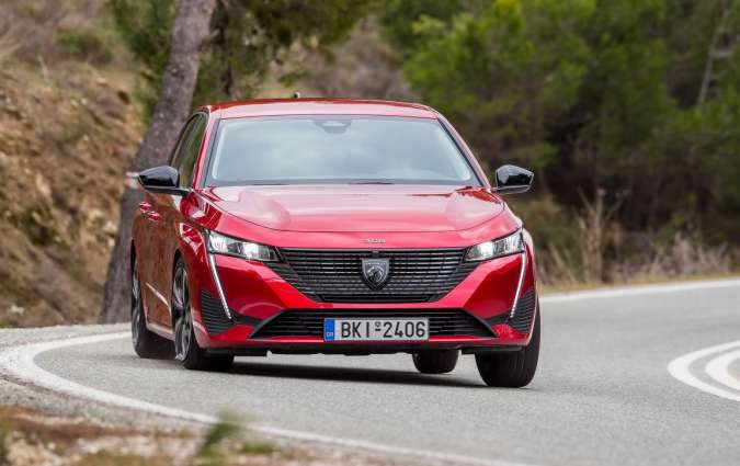 Test drive: Peugeot 308 1.2 Pure Tech 130PS, Photo credit DRIVE Media Group/Thanassis Koutsogiannis Test drive: Peugeot 308 1.2 Pure Tech 130PS, Photo credit DRIVE Media Group/Thanassis Koutsogiannis