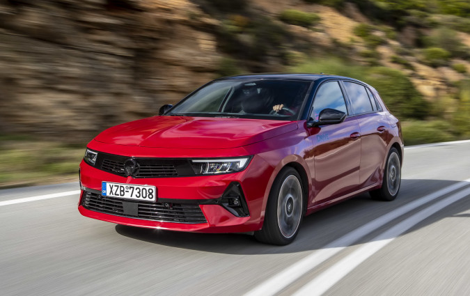 Test drive: Opel Astra Hybrid 180 PS, photo © DRIVE Media Group/Thanassis Koutsogiannis Test drive: Opel Astra Hybrid 180 PS, photo © DRIVE Media Group/Thanassis Koutsogiannis