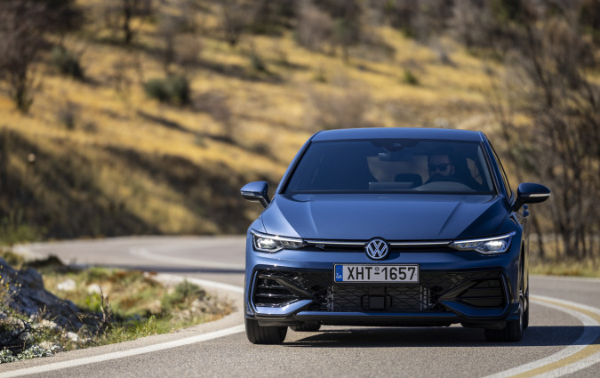 To VW Golf 1.5 eTSI με τους 150 PS παραμένει αυτό που πάντα ήταν. Το κορυφαίο και πιο ολοκληρωμένο μικρό οικογενειακό χάτσμπακ της αγοράς Test drive VW Golf 1.5 eTSI 150 PS DSG