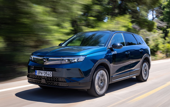 Opel Grandland 1.2T Hybrid 145 PS