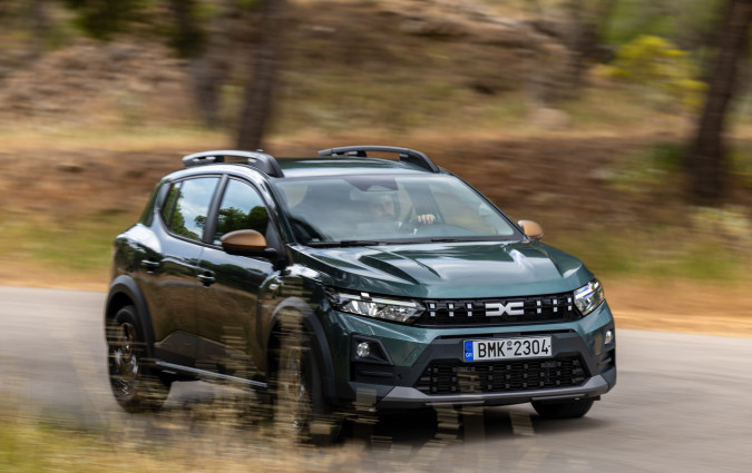 Test Drive: Dacia Sandero Stepway Eco-G 120 EDC, Photo © DRIVE Media Group/Thanassis Koutsogiannis