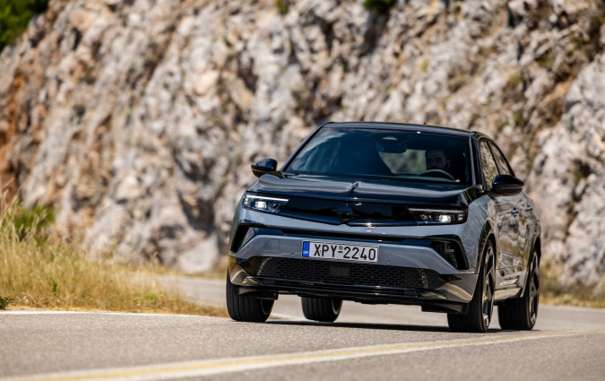 Test drive: Opel Mokka GSE © DRIVE Media Group/Thanasis Koutsogiannis