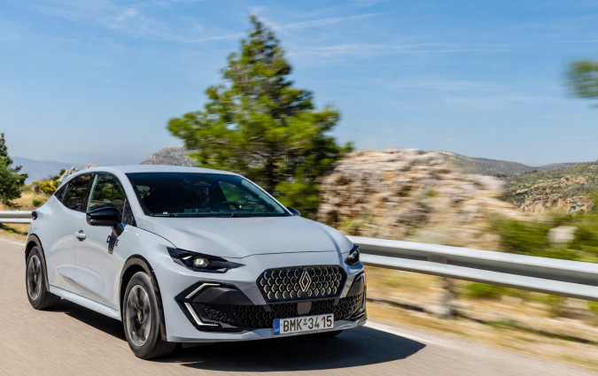 Test drive: Renault Clio 1.2 TCe 115 EDC, Photo © DRIVE Media Group/Thanassis Koutsogiannis